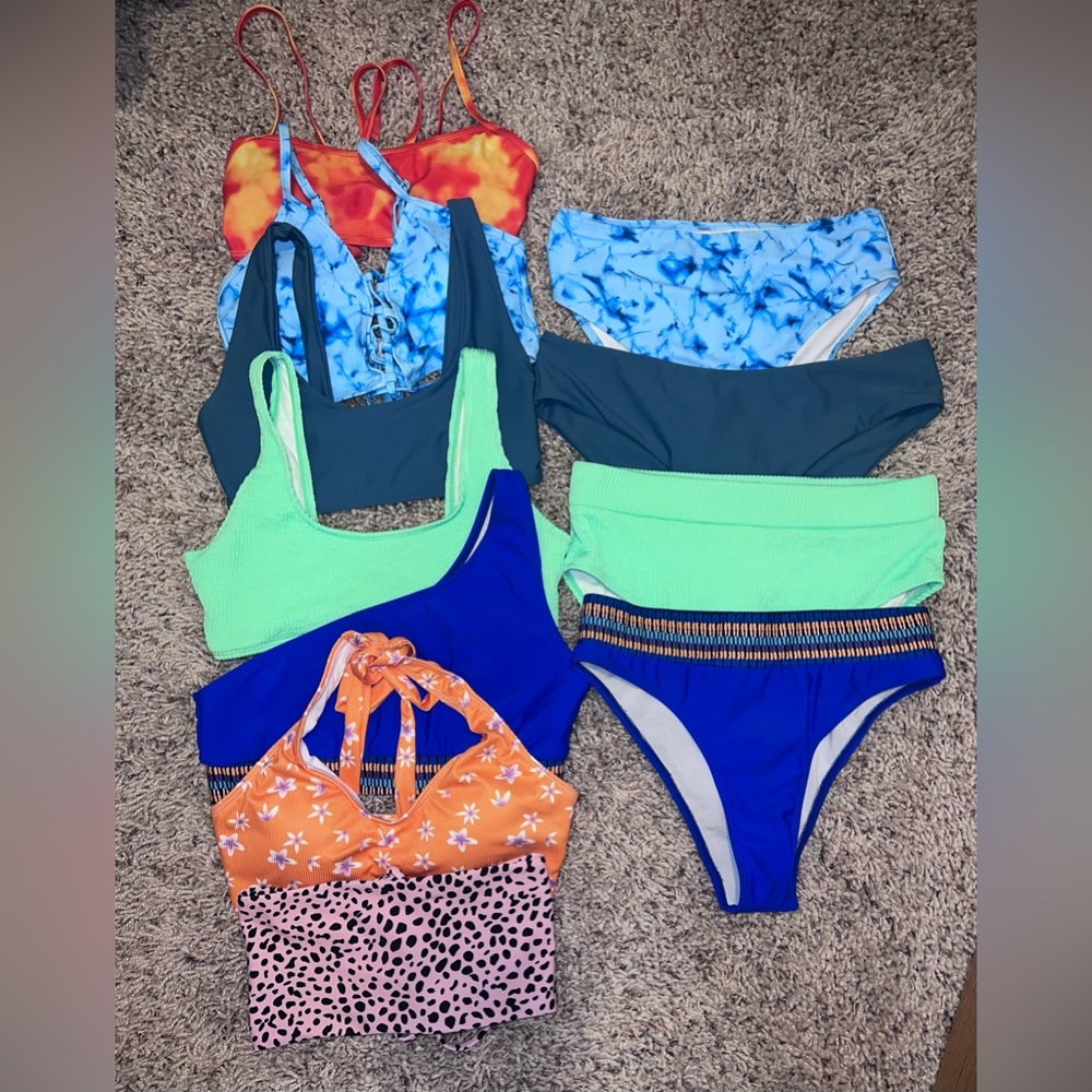 Shein bikini bundle‼️ 7 tops and 4 bottoms all size M